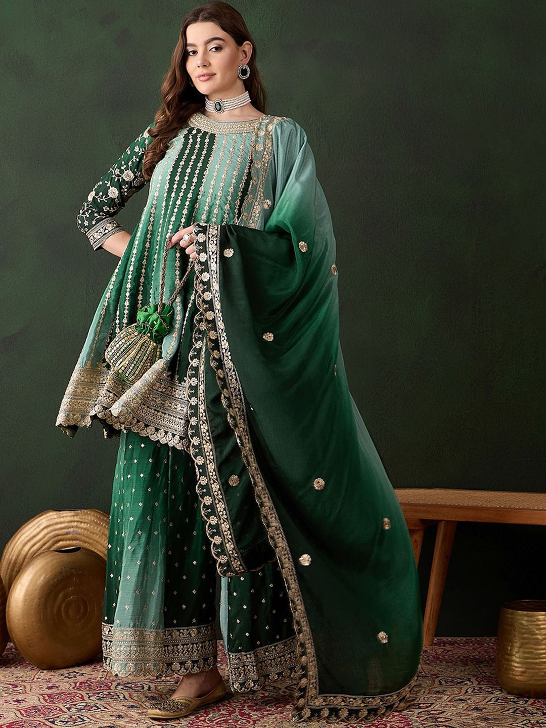 

Miss Ethnik Women Floral Embroidered Regular Thread Work Kurti with Sharara & Dupatta, Green
