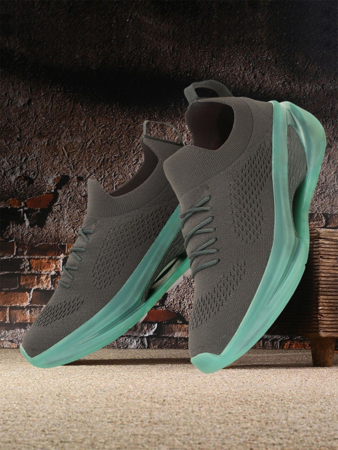 

Killer Men Woven Design Round Toe Sneakers, Grey