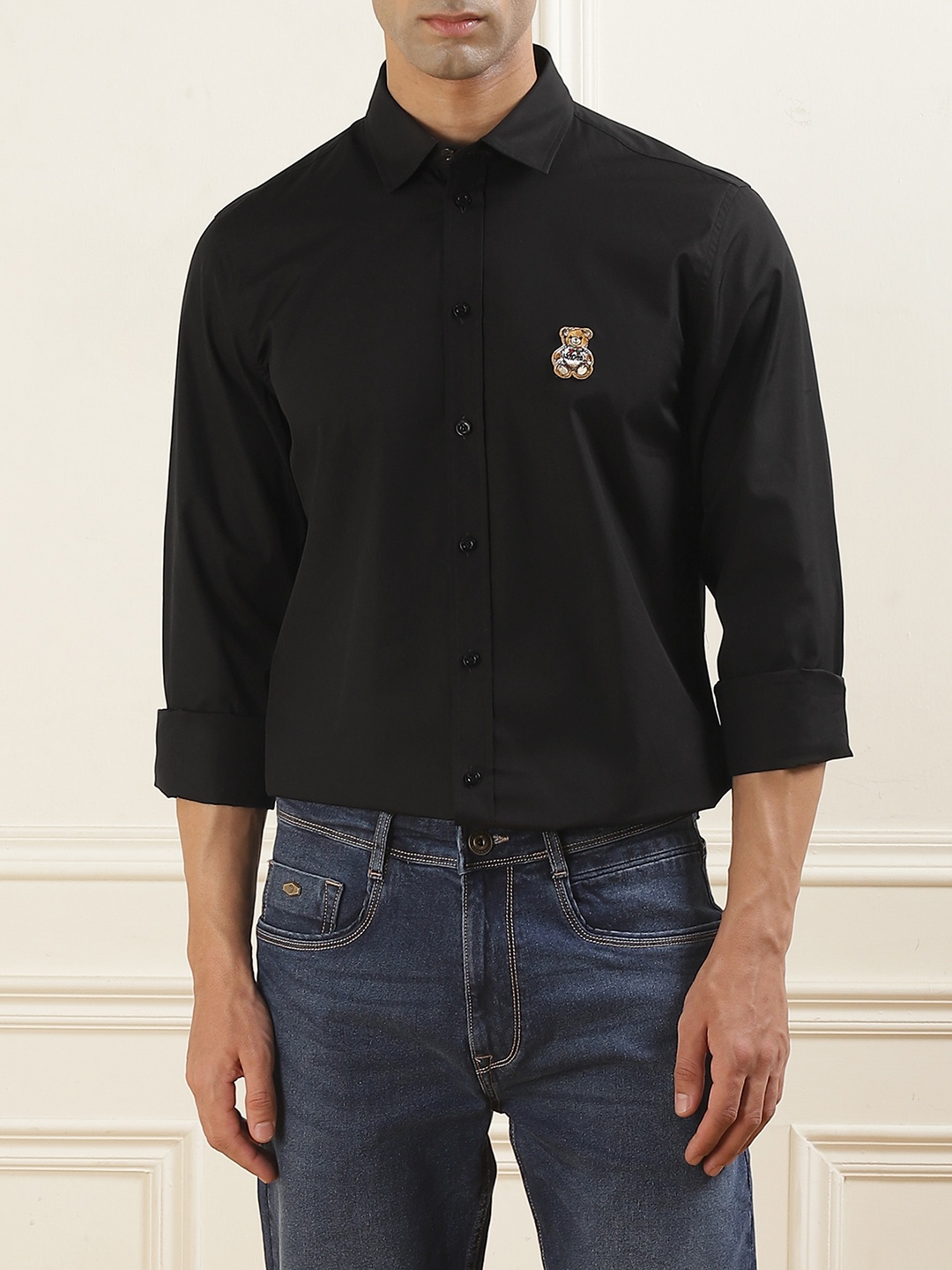 

MOSCHINO COUTURE Men Slim Fit Spread Collar Pure Cotton Shirt, Black