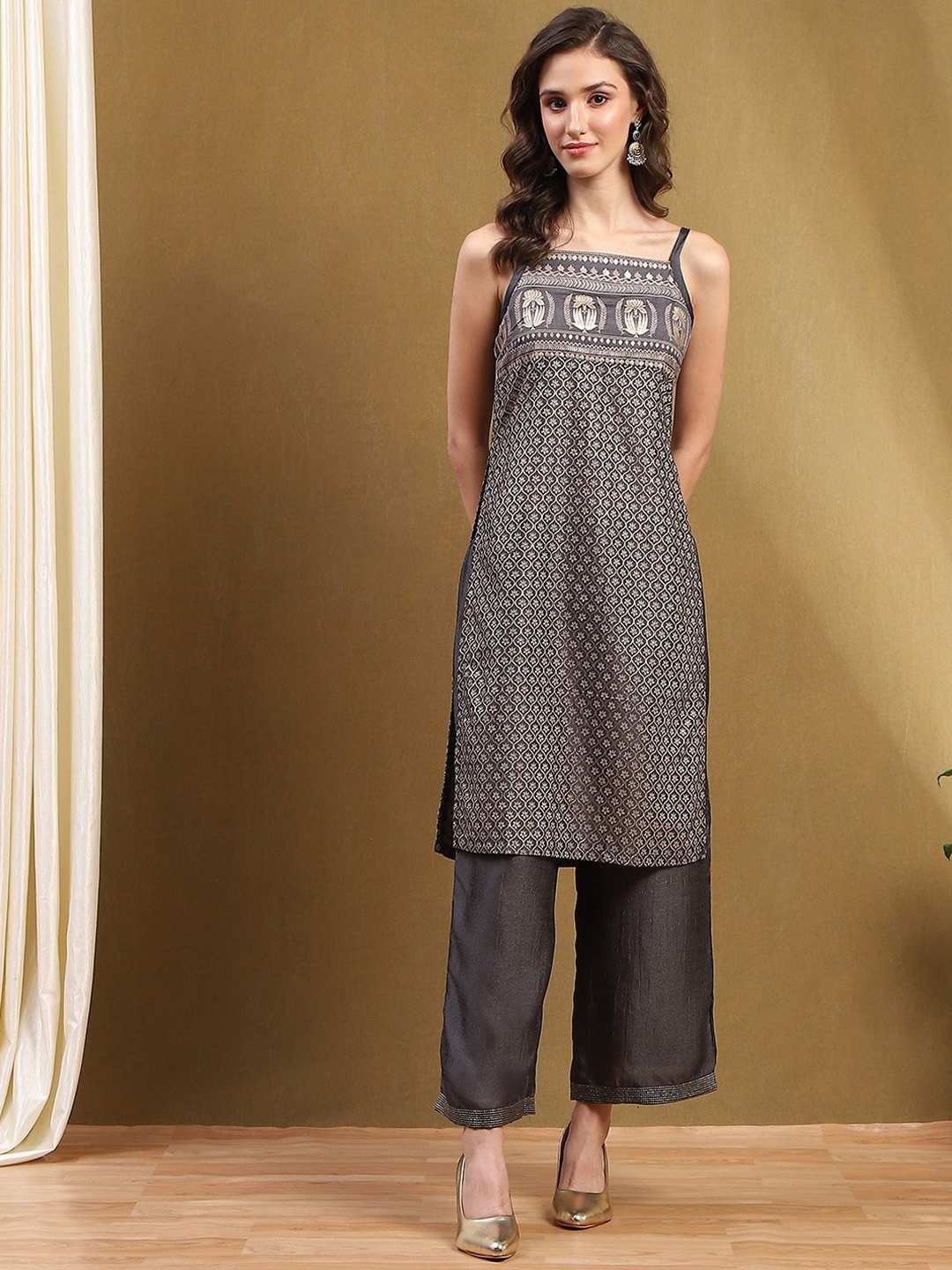 

Biba Women Printed Kurta, Grey