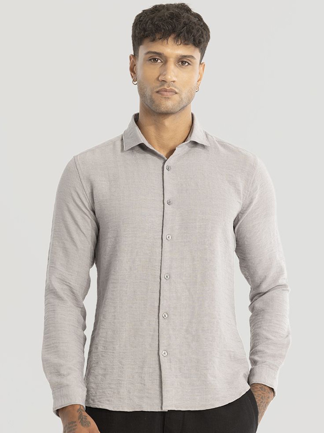 

Snitch Men Smart Spread Collar Solid Slim Fit Casual Shirt, Grey