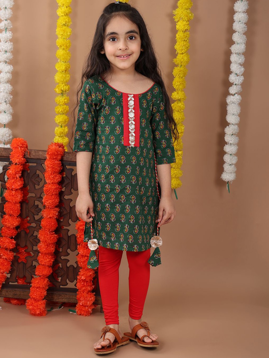 

Here&Now X Kinder Kids Girls Pure Cotton Kurta Sets, Green