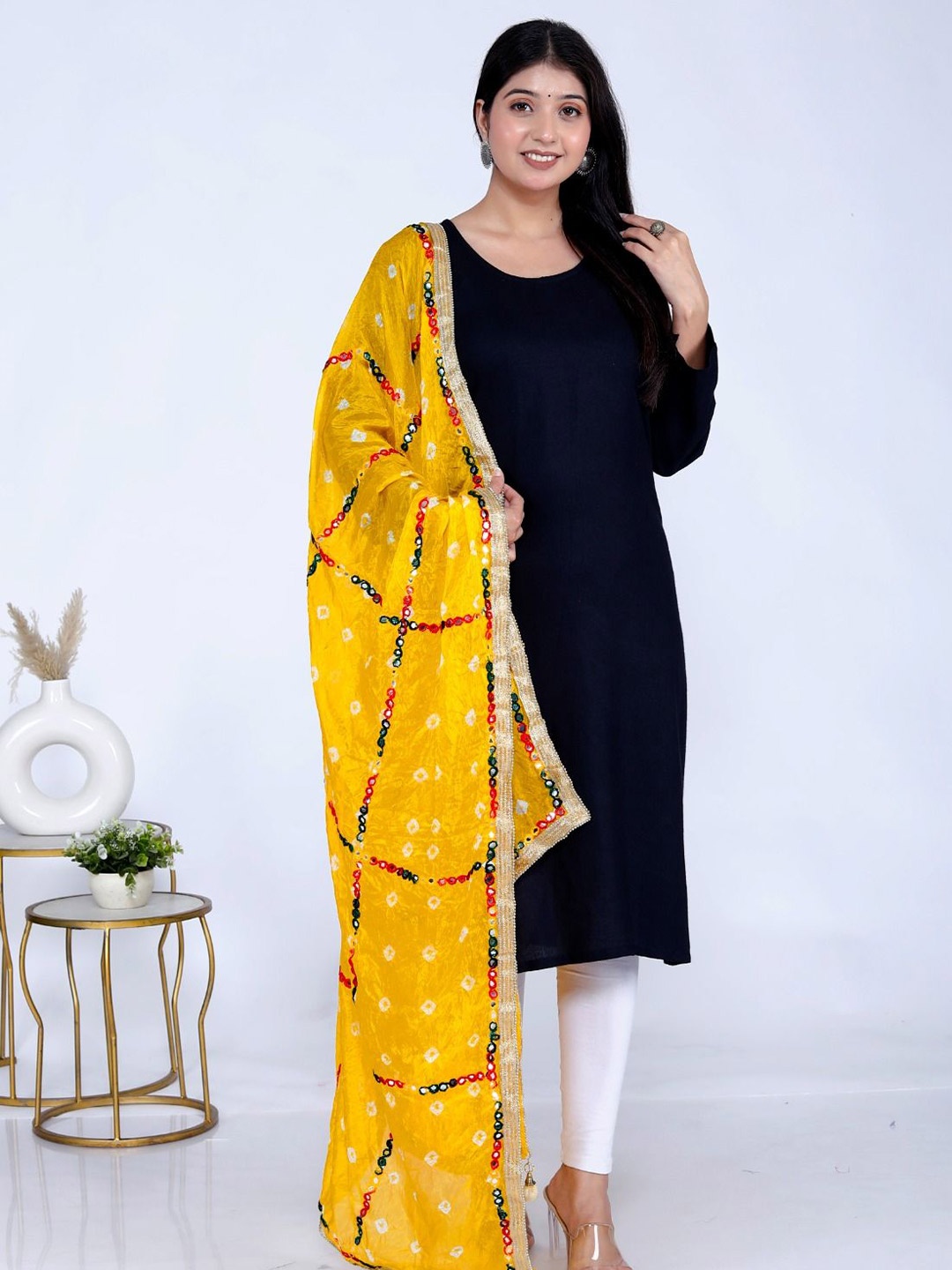 

VL SAREES Women Bandhani Dupatta with Mirror Work, Yellow