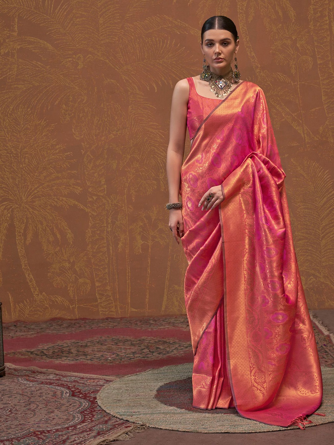 

elora Woven Design Silk Blend Designer Kanjeevaram Saree, Pink