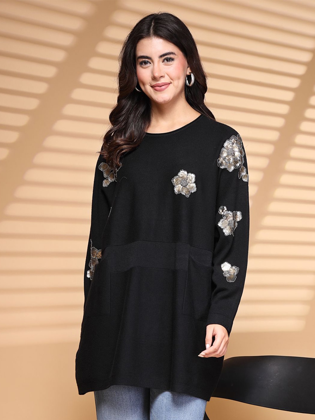 

Mafadeny Women Self Design Round Neck Top, Black