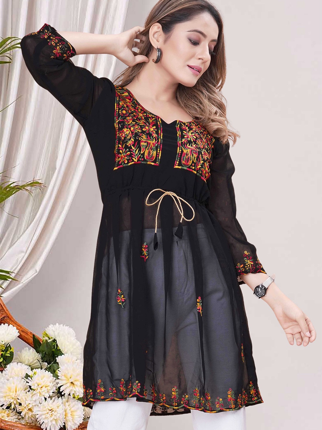 

WEAVETECH IMPEX Women Floral Printed Round Neck Top, Black