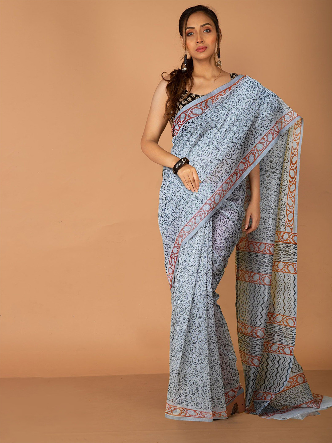 

Unnati Silks Paisley Supernet Handloom Block Print Saree, Grey