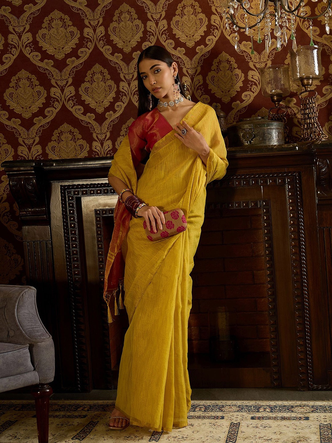 

Dori Woven Design Tissue Banarasi Saree, Yellow