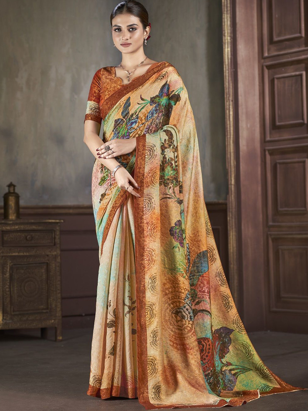 

JIVORA Floral Printed Pure Silk Saree, Orange