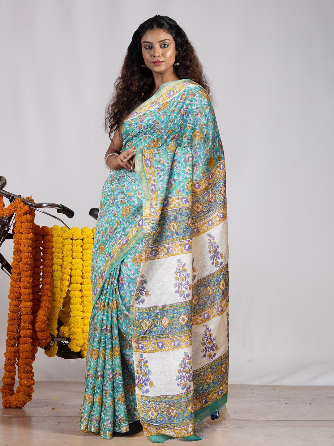 

Unnati Silks Floral Zari Handloom Chanderi Saree, Green