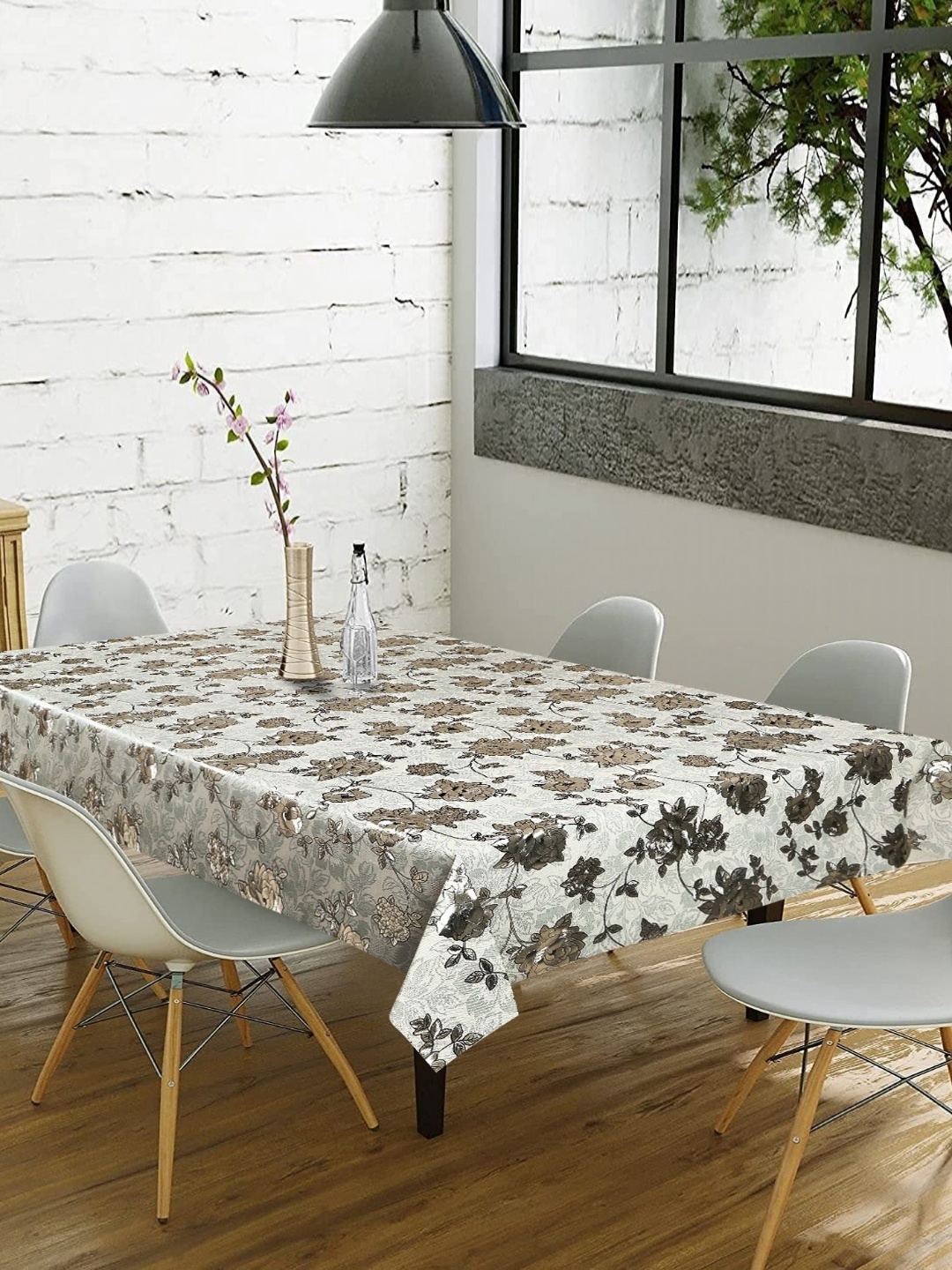 

LooMantha White & Black Floral Waterproof 6-Seater Table Cover