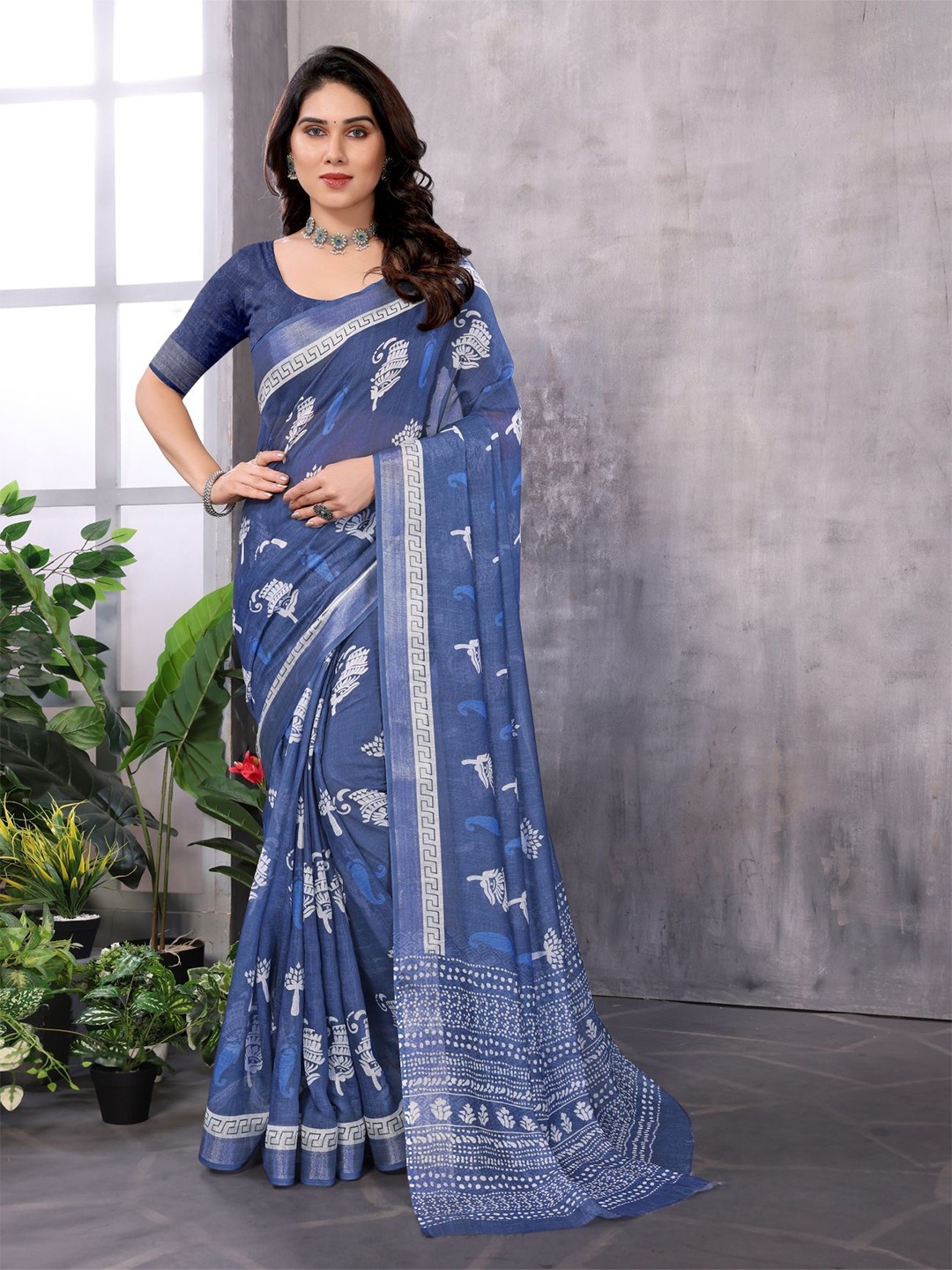 

vj fashion Floral Silk Cotton Saree, Blue