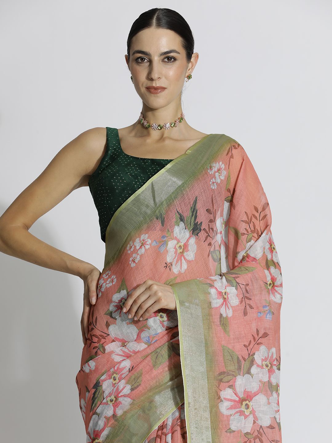 

Jaipur Kurti Floral Pure Linen Designer Saree, Peach