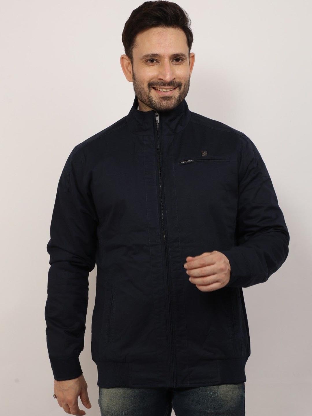 

Klub Fox Men Mock Collar Quilted Jacket, Navy blue