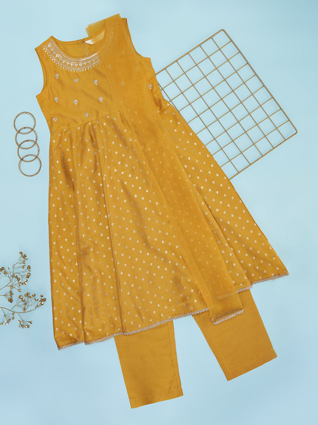 

AKKRITI BY PANTALOONS Girls Embroidered Kurta with Trousers & With Dupatta, Yellow
