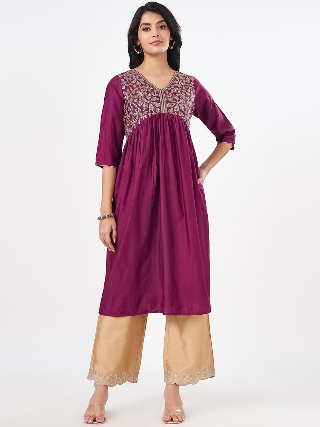 

RANGMANCH BY PANTALOONS Women Ethnic Motifs Embroidered Thread Work Kurta, Red