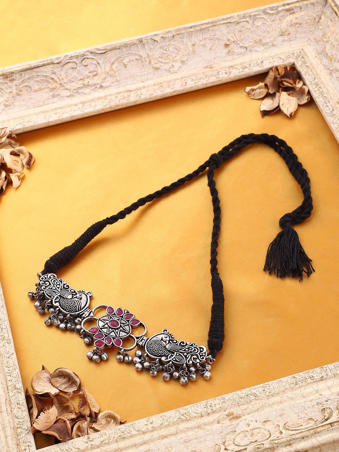 

SOHI Silver-Plated Stone Studded Taraash Choker Necklace