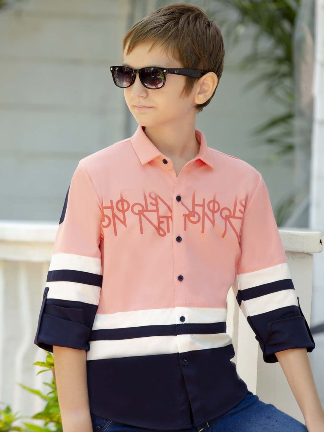 

MashUp Boys Classic Spread Collar Colourblocked Cotton Casual Shirt, Pink