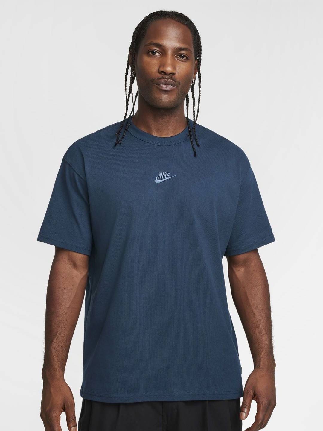 

Nike Sportswear Premium Essentials Men's T-Shirt, Blue