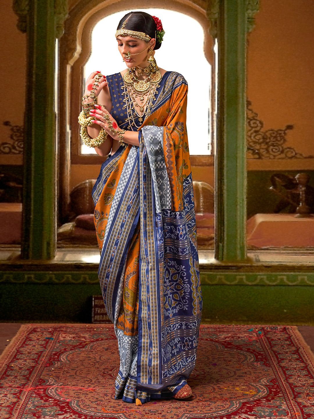 

Panzora Floral Printed Zari Patola Saree, Yellow
