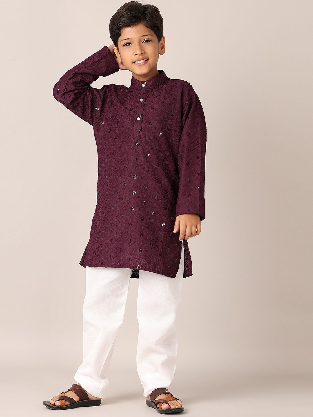 

V-Mart Boys Regular Dupion Silk Kurta with Pyjamas, Maroon