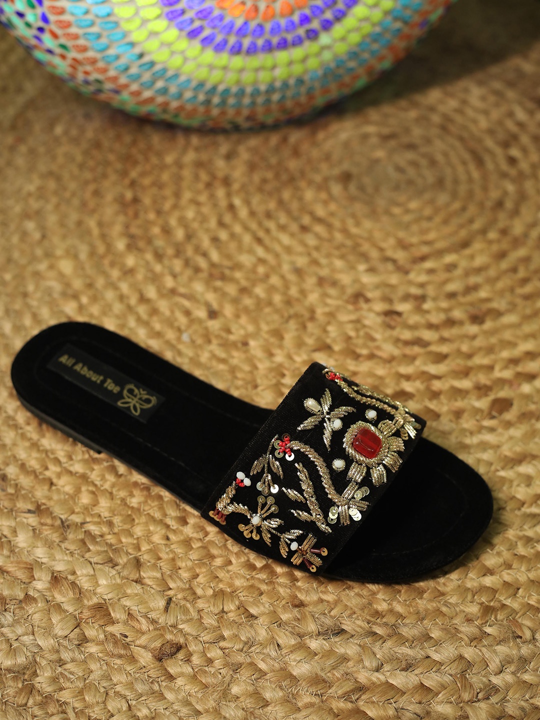 

ALL ABOUT TOE Women Embellished Open Toe Flats, Black