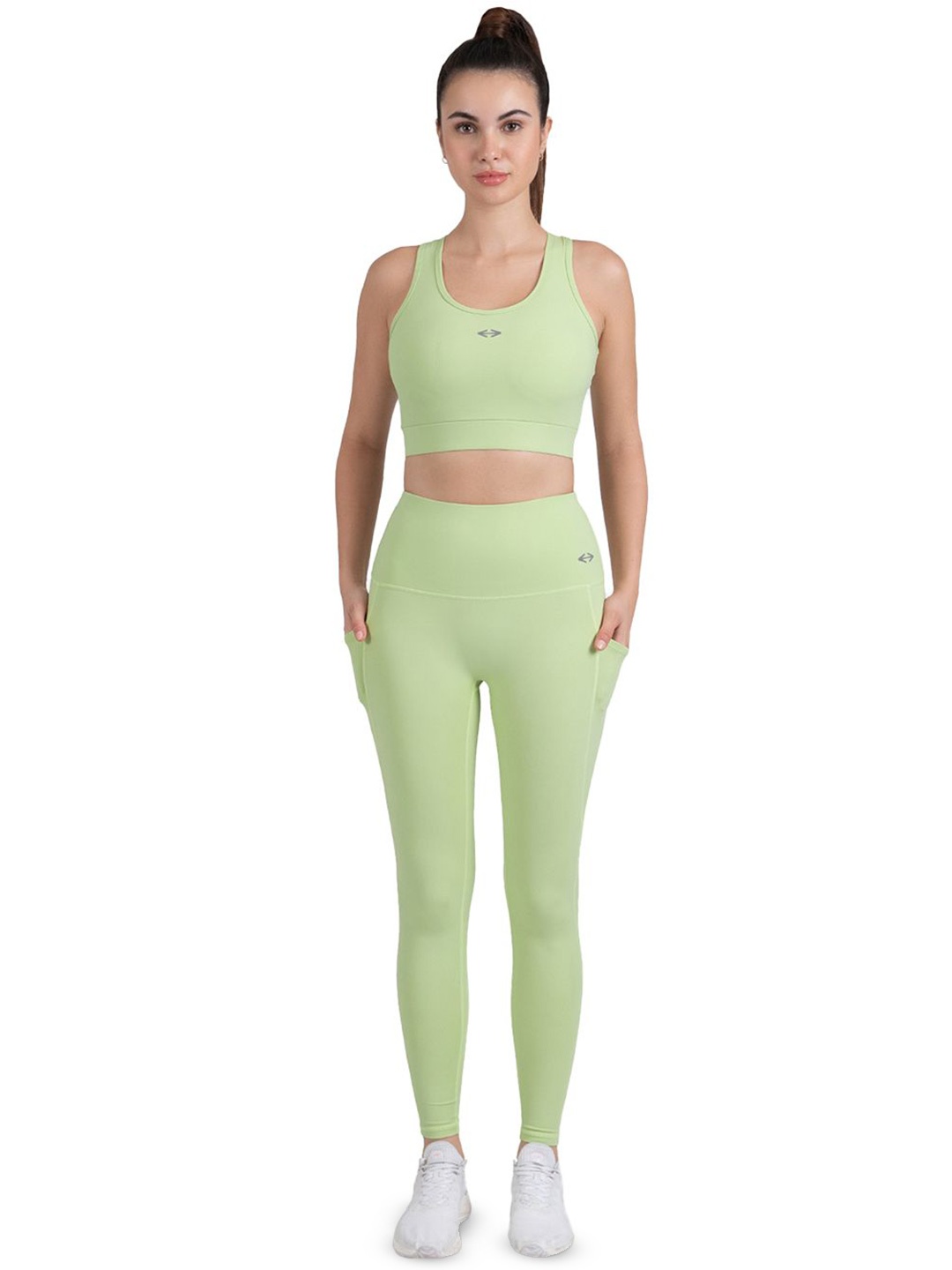 

STRCH Medium Coverage Sport Bra, Green