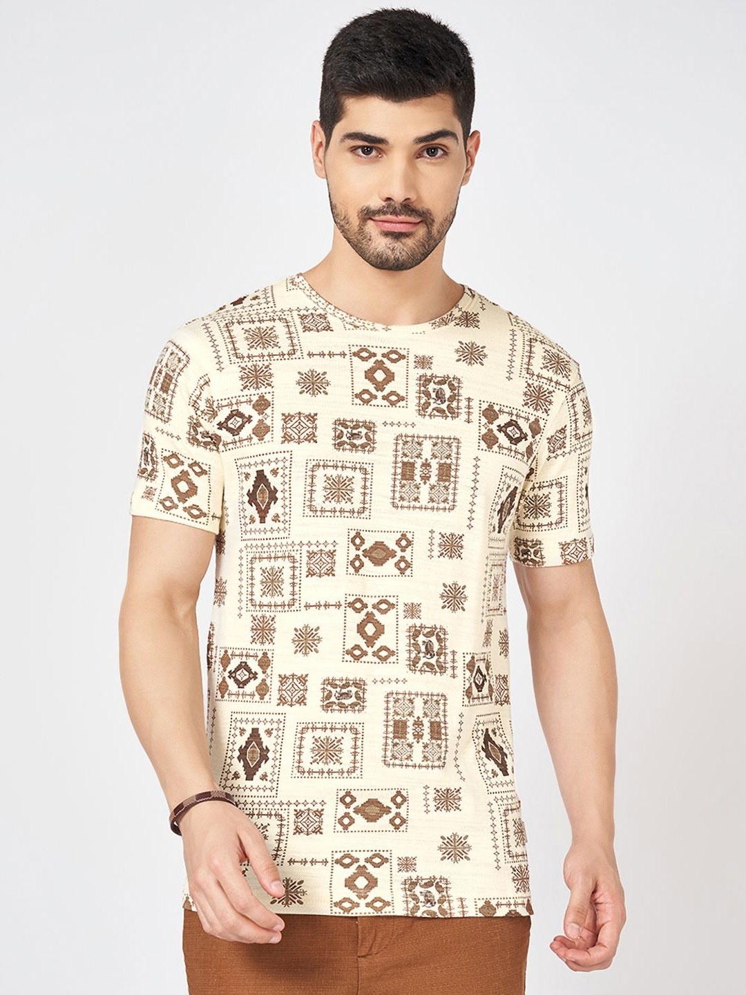 

7 Alt by Pantaloons Men Abstract Printed Round Neck Cotton T-shirt, Cream