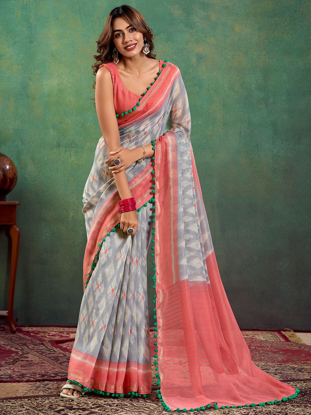

Panzora Geometric Printed Saree, Grey