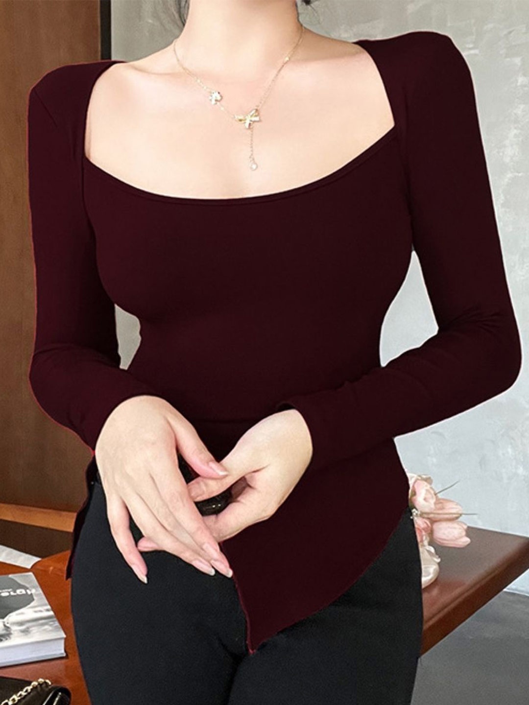 

StyleCast Women Solid Scoop Neck Top, Red