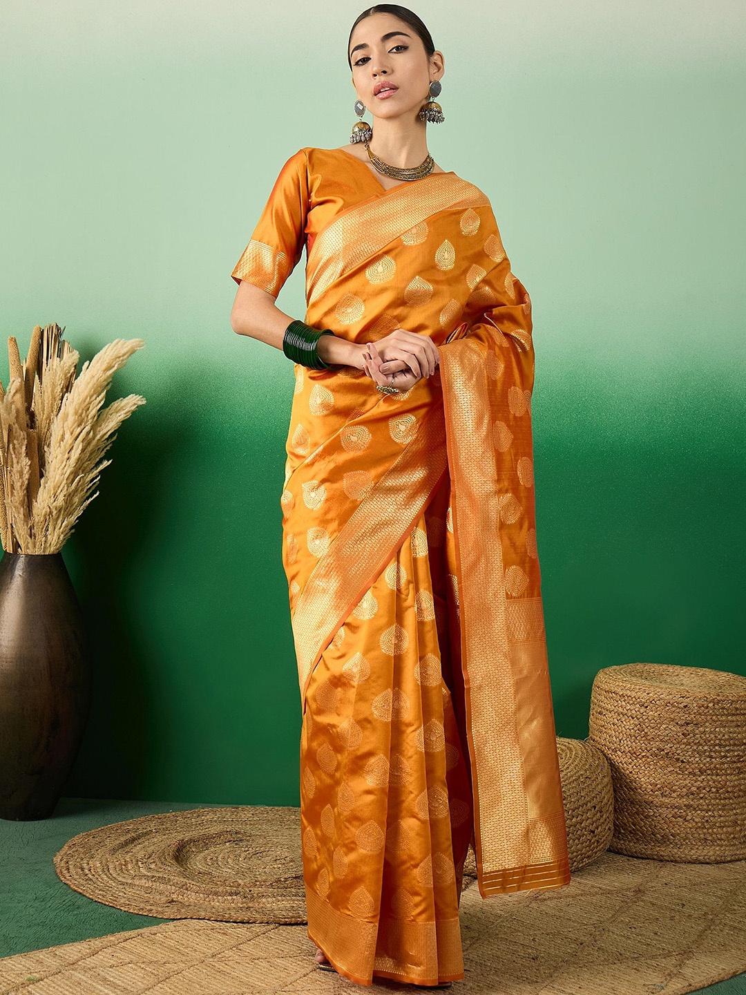 

DIVASTRI Woven Design Zari Designer Banarasi Saree, Orange