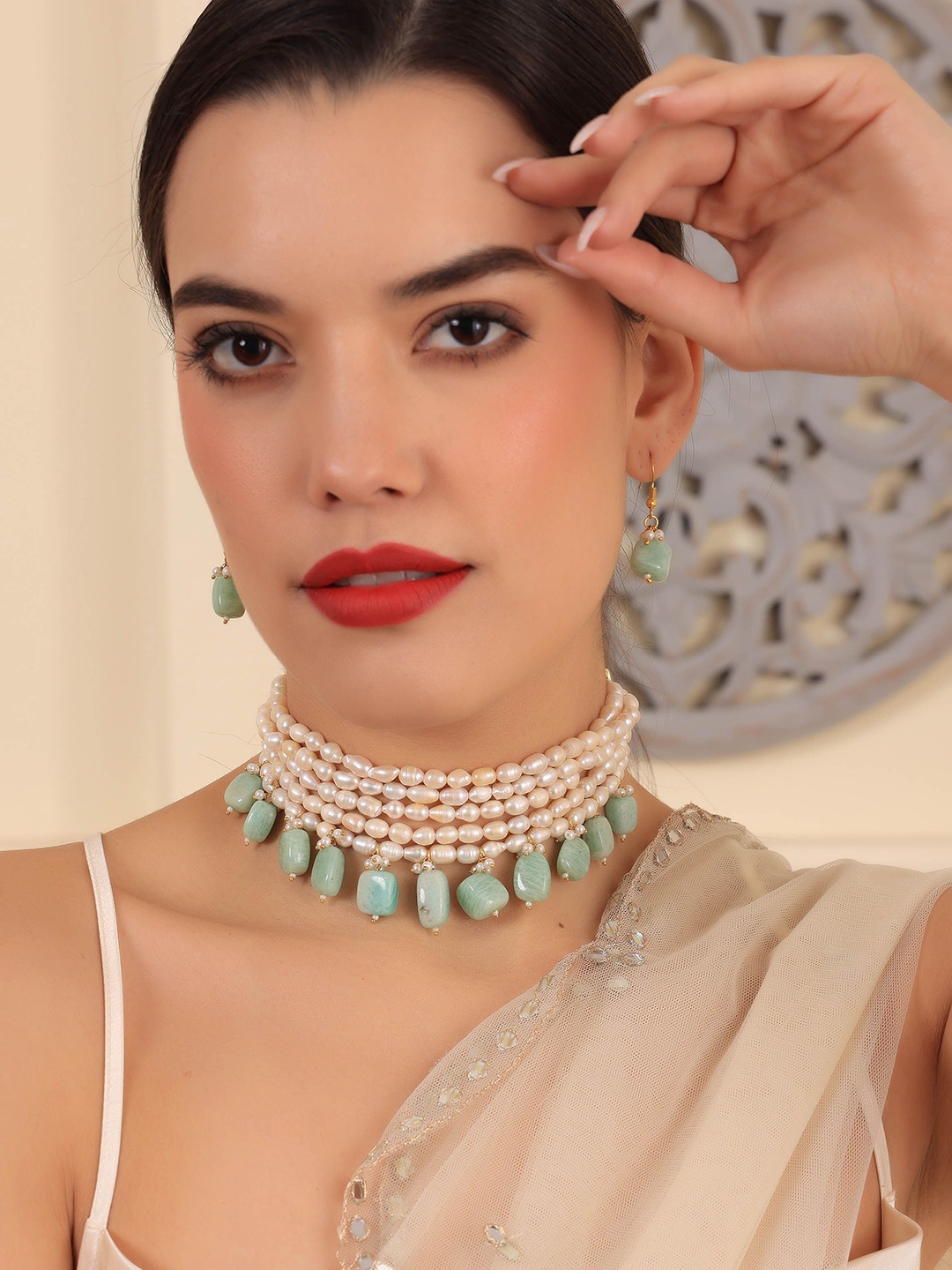 

ROYAL PITARAH Maharani Pearl & Amazonite Stone Studded Choker Jewellery Set, White