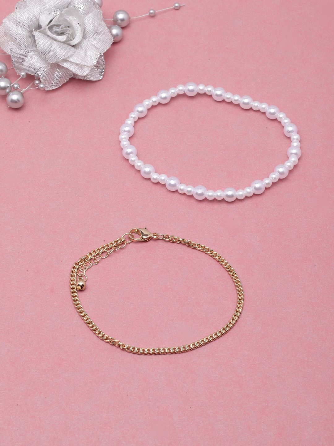 

KPOP Set Of 2 Gold-Plated Pearl Beaded Bracelets