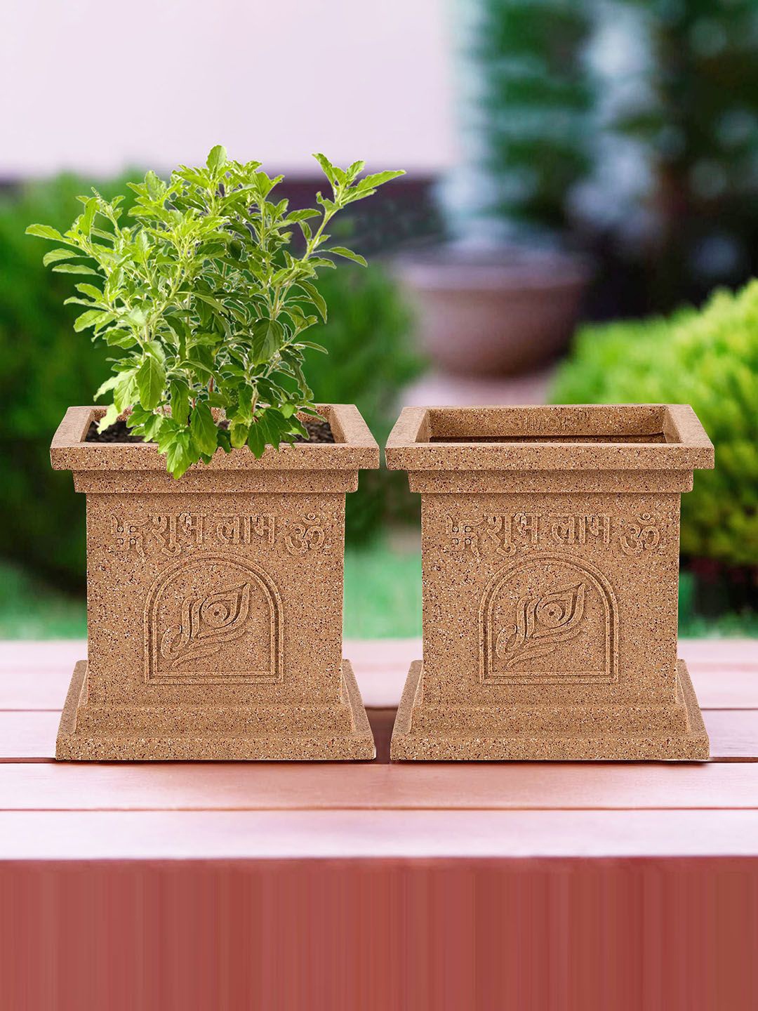 

Kuber Industries Beige 2 Pieces Marble Tulsi Mancha Gamla Planters