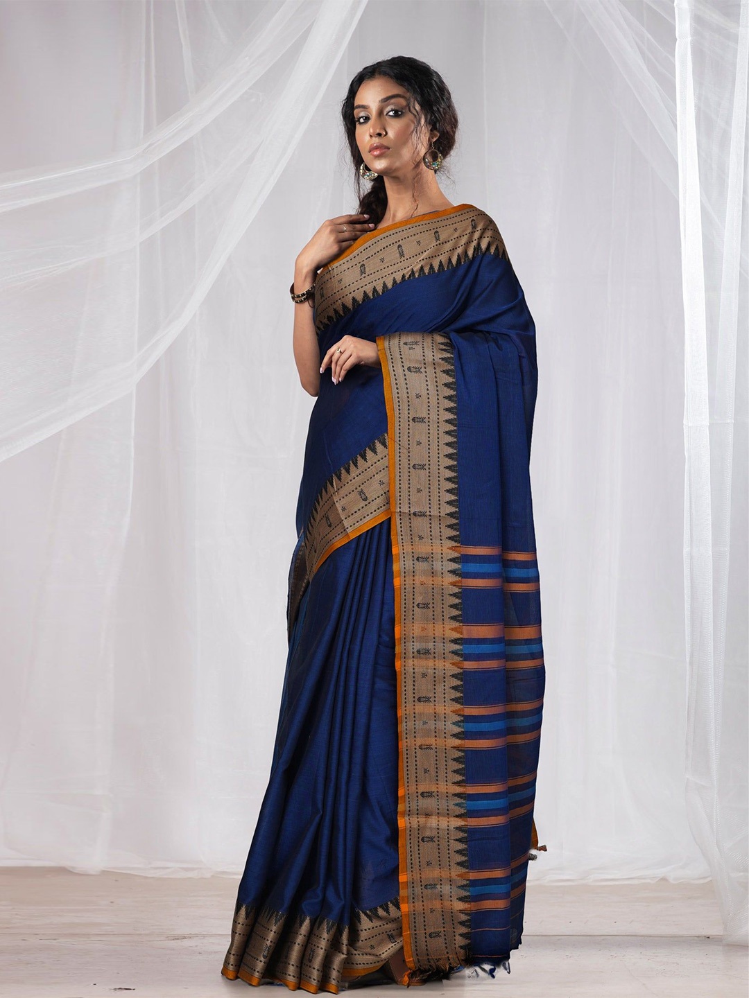 

Unnati Silks Zari Pure Cotton Handloom Narayan Peth Saree, Blue