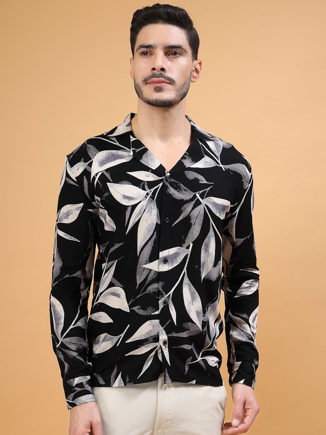 

Vanguard Men Contemporary Cuban Collar Floral Printed Casual Shirt, Black