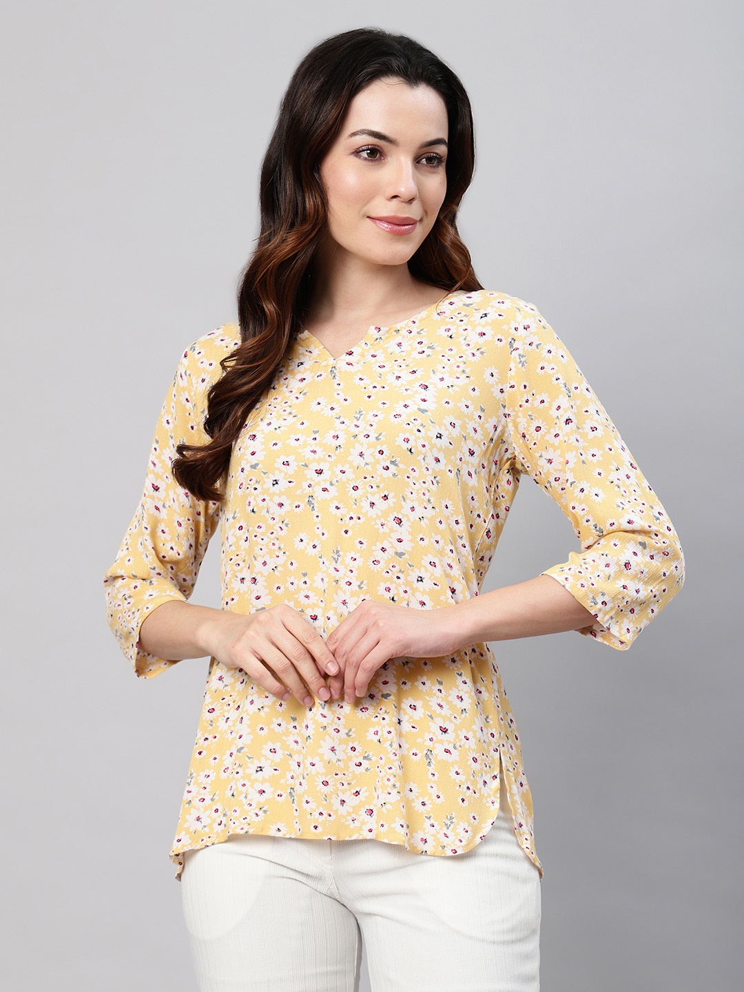 

FLAMBOYANT Women Floral Printed V-Neck Top, Yellow