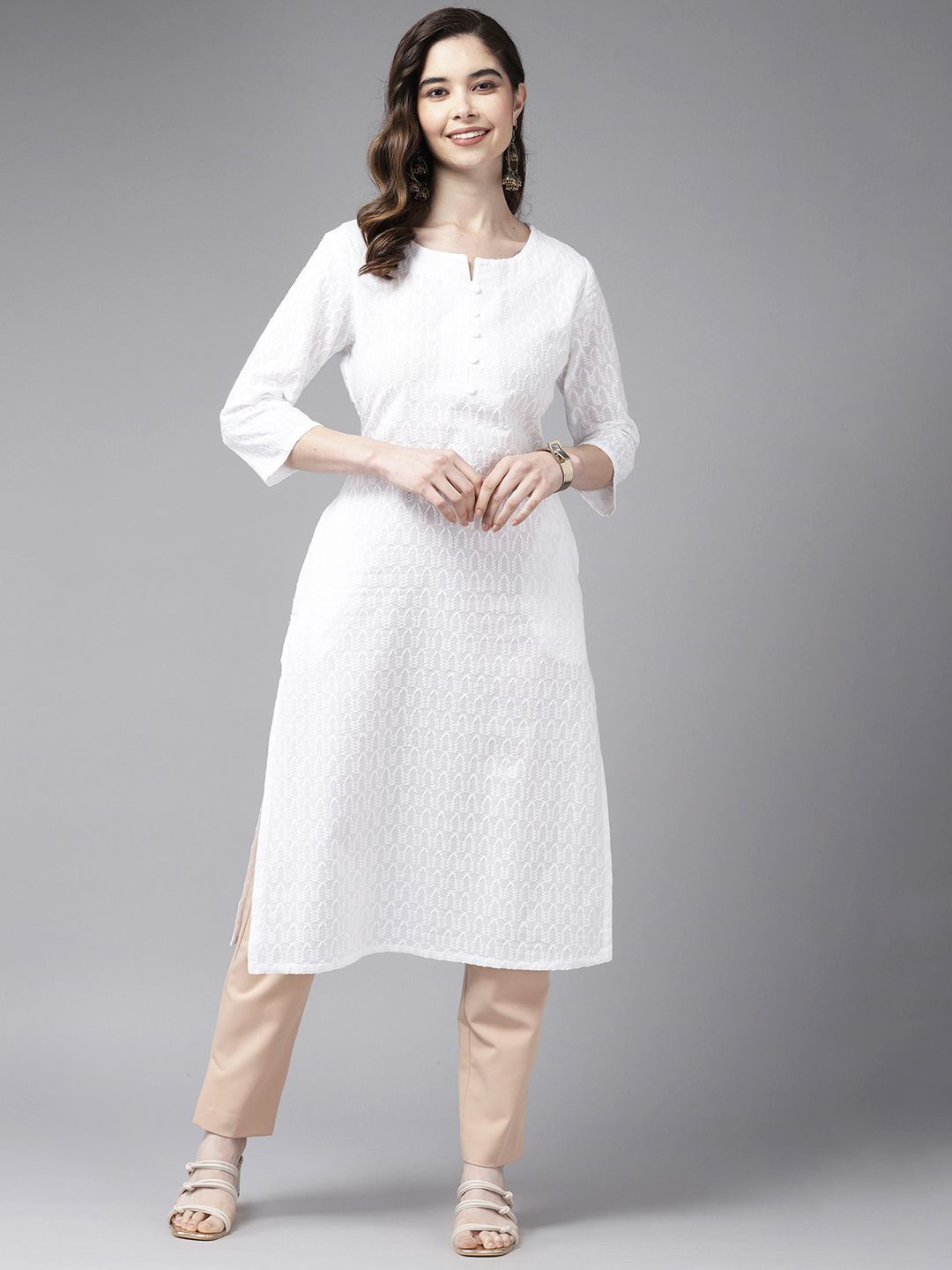 

BAESD Women Colourblocked Keyhole Neck Flared Sleeves Chikankari Kurta, White