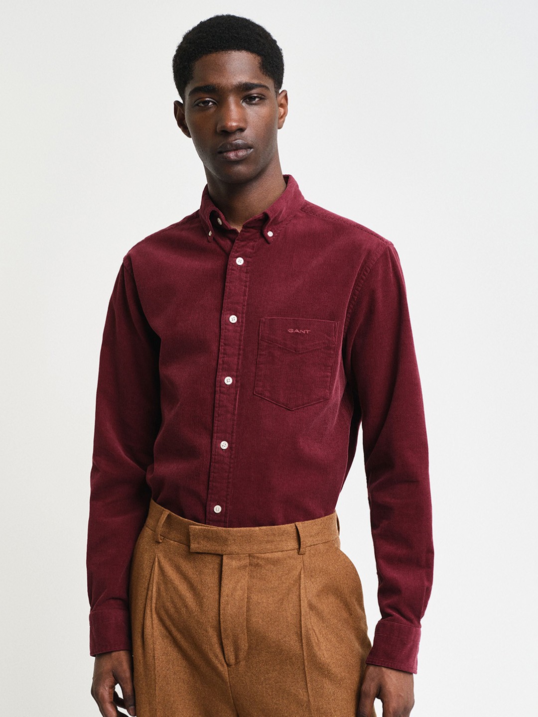 

GANT Men Button-Down Collar Solid Cotton Casual Shirt, Red