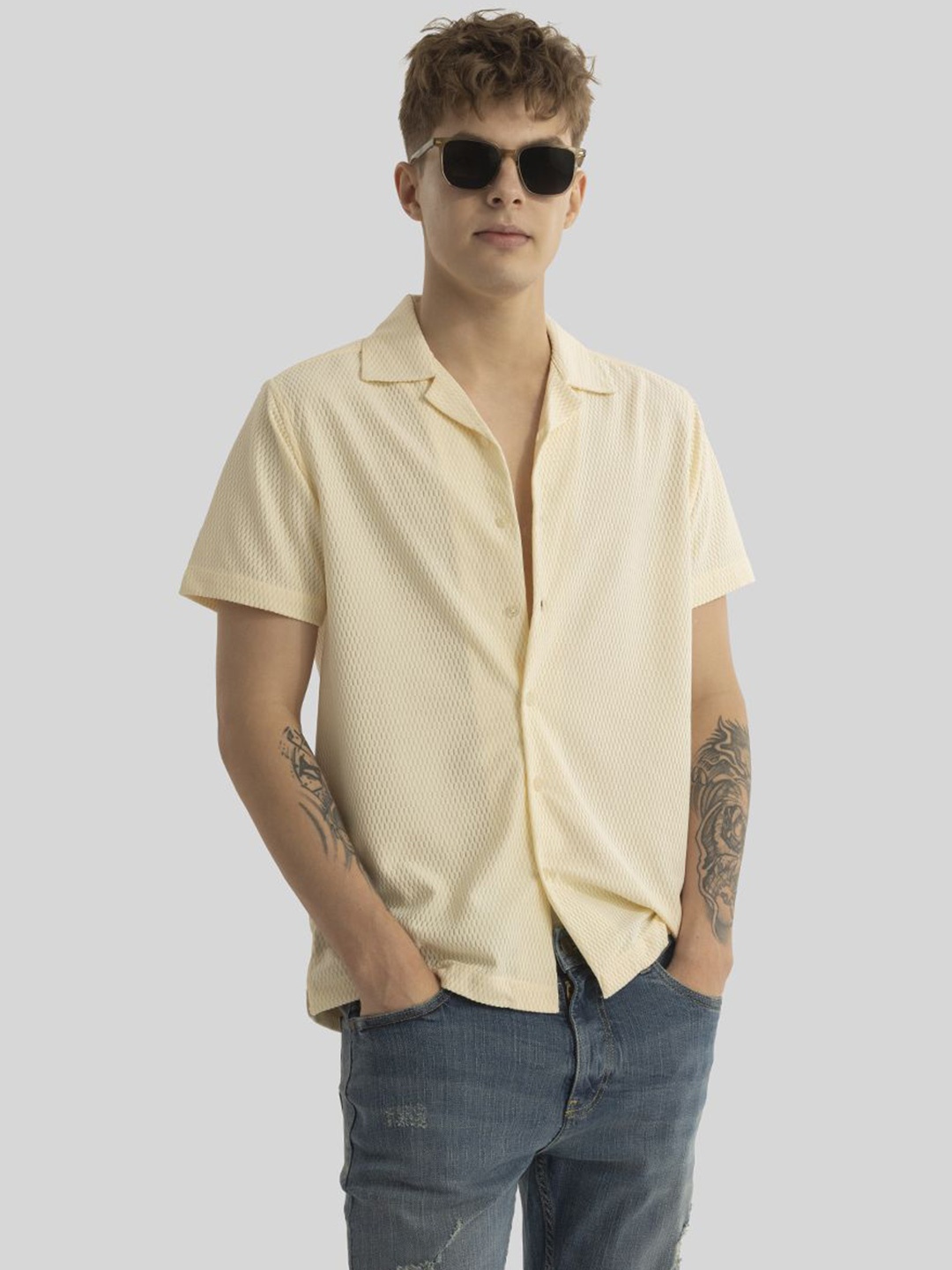 

Snitch Men Relaxed Cuban Collar Solid Boxy Casual Shirt, Cream