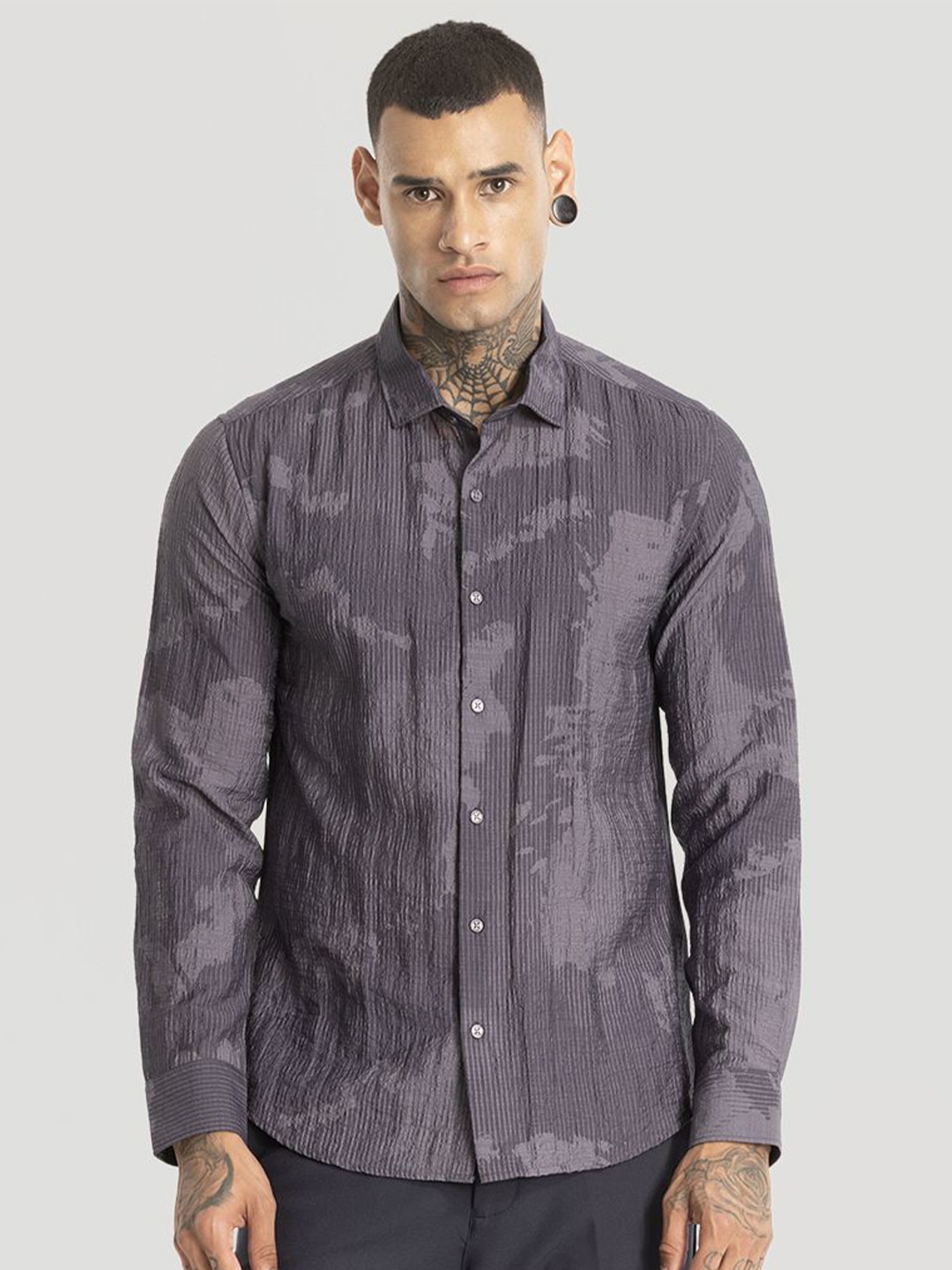 

Snitch Men Smart Spread Collar Abstract Printed Slim Fit Casual Shirt, Grey