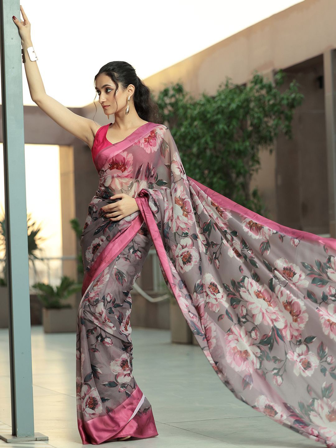 

Libas Floral Printed Saree, Mauve