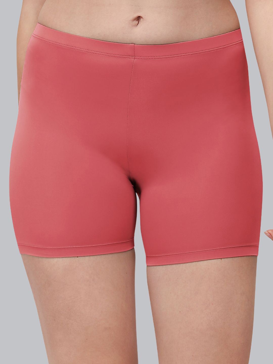 

Soie Women Solid Cycling Sports Shorts, Rose