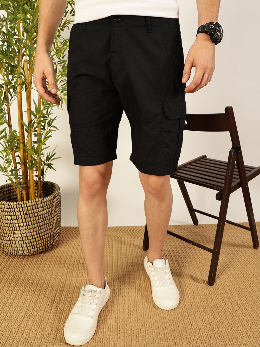 

Thomas Scott Men Outdoor Cargo Shorts, Black