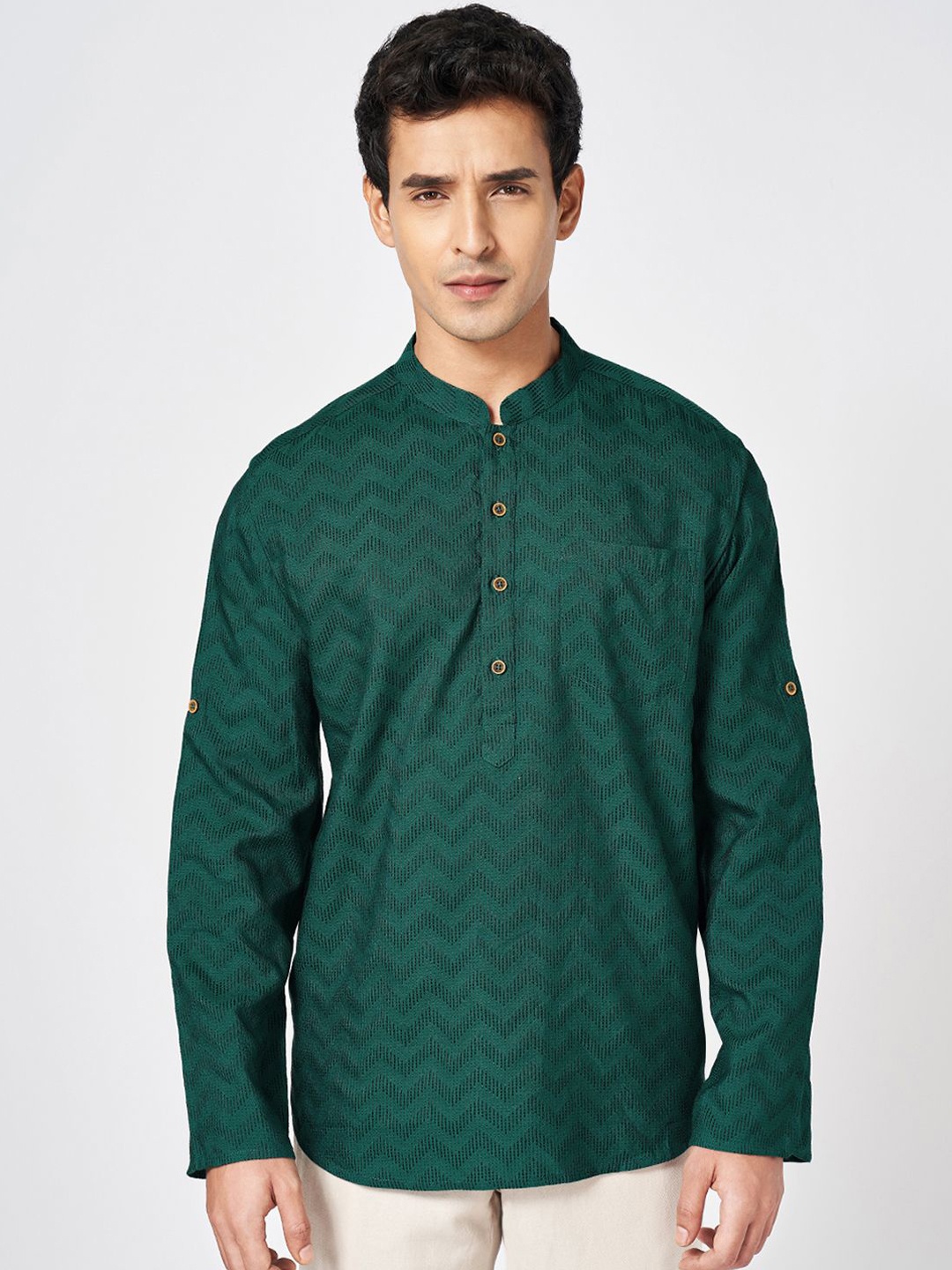 

indus route by Pantaloons Men Thread Work Dobby Pathani Kurta, Teal