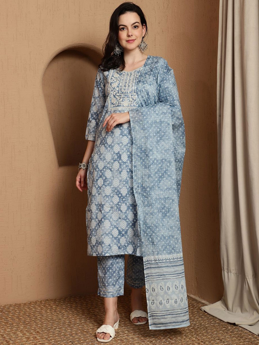 

BANDIA Women Ethnic Motifs Printed Pure Cotton Kurta with Trousers & Dupatta, Blue