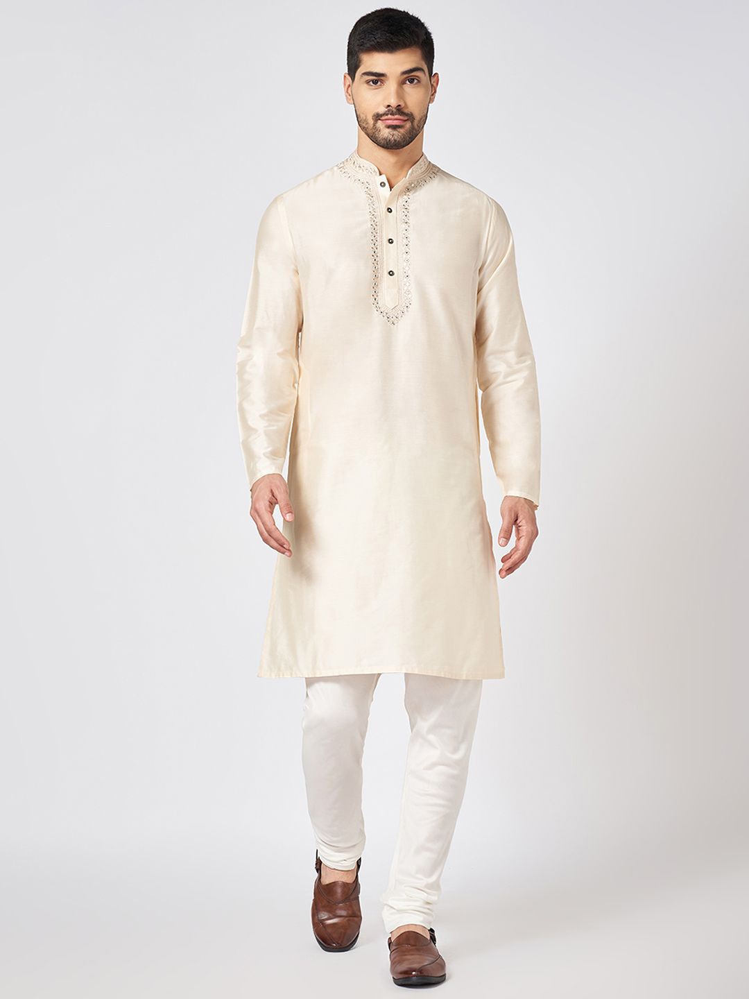 

indus route by Pantaloons Men Embroidered Thread Work Kurta, White