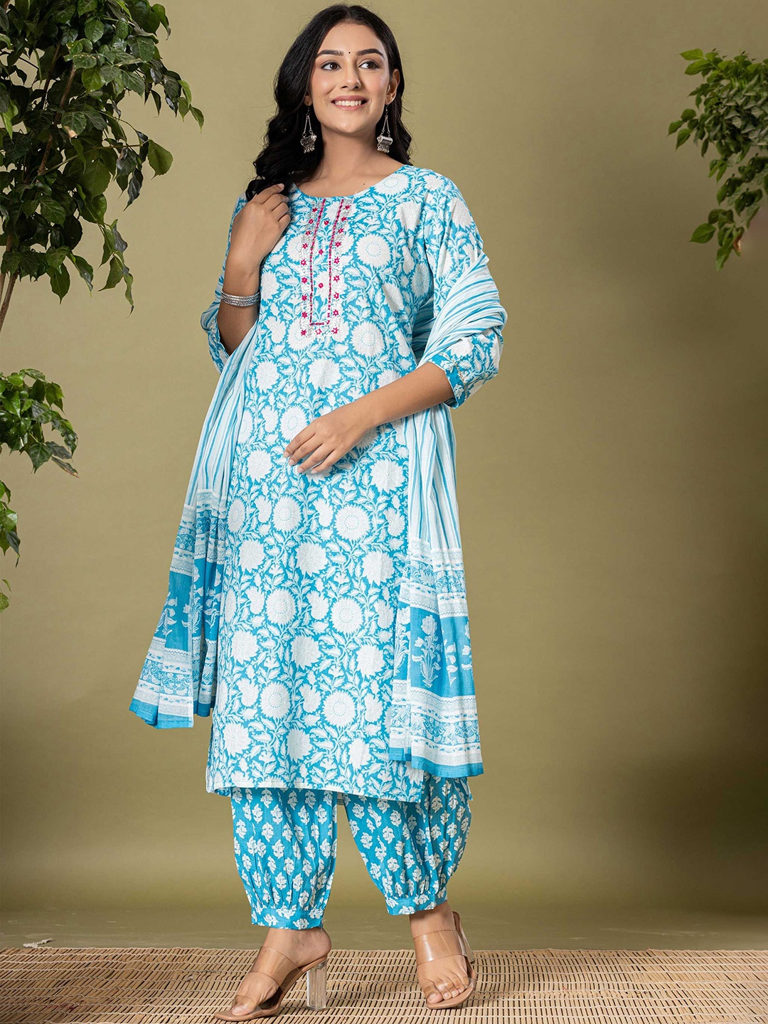 

Benaaz Women Floral Printed Embroidered Regular Pure Cotton Kurta With Salwar & Dupatta, Blue