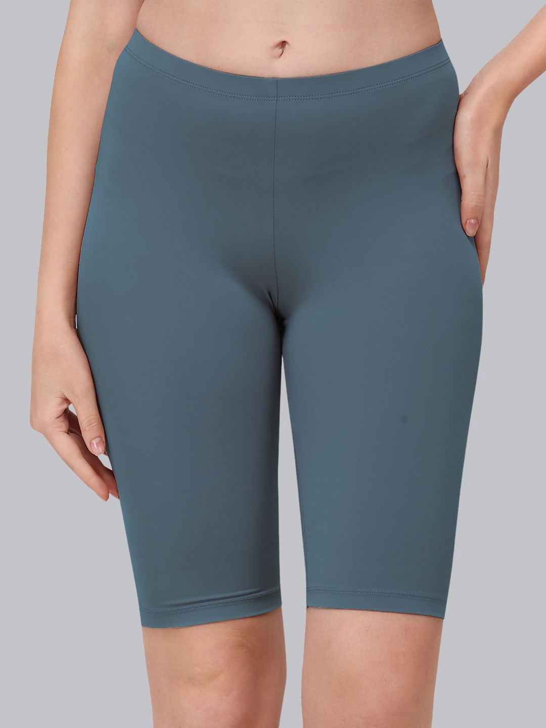 

Soie Women Cycling Sports Shorts, Grey