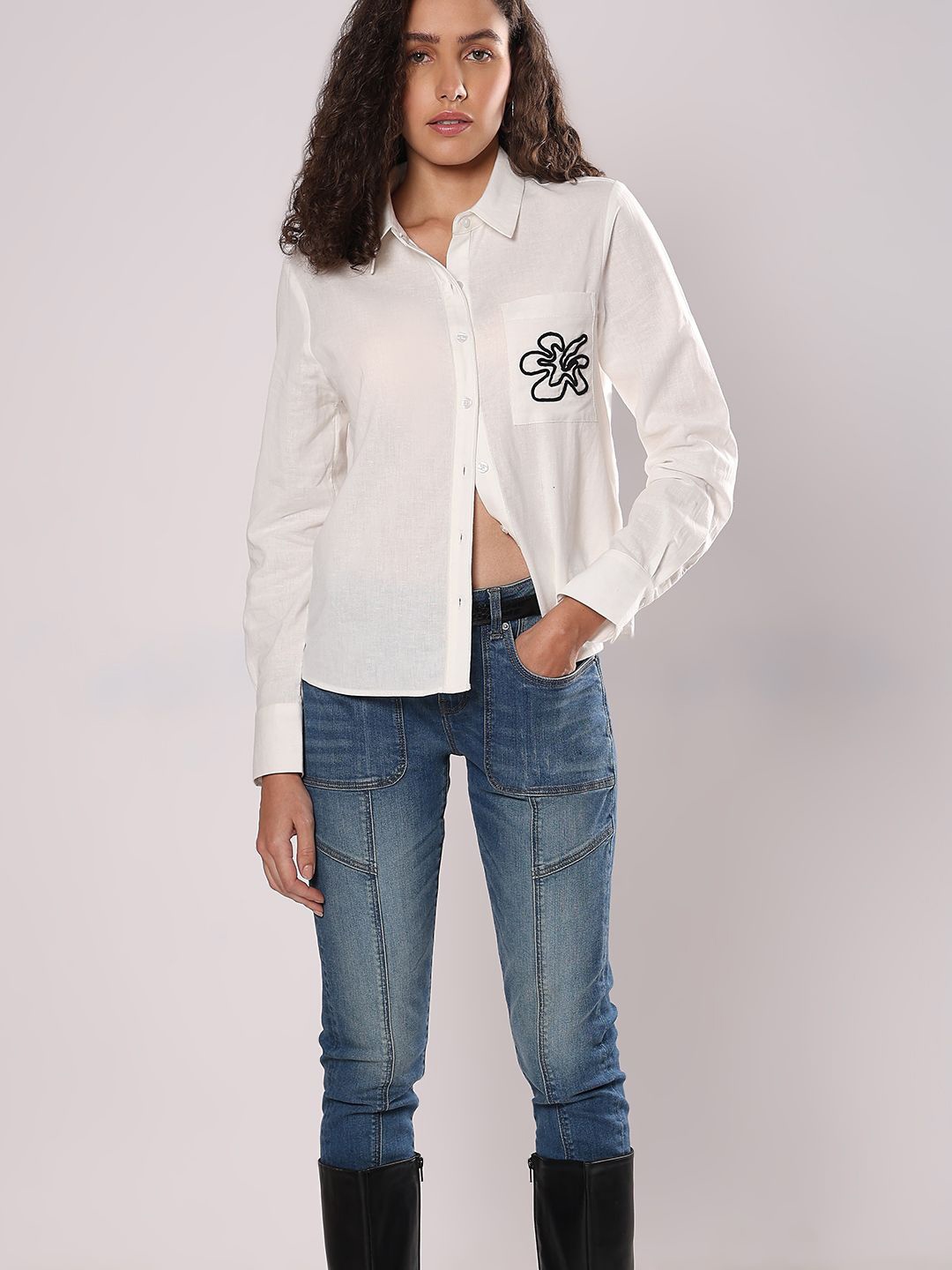 

Vero Moda Women Spread Collar Solid Cotton Casual Shirt, White